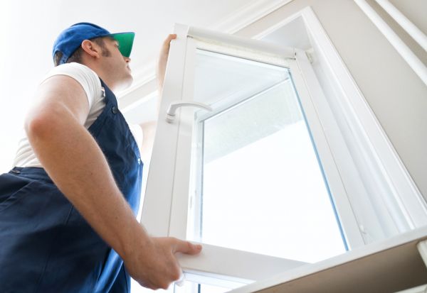 Cost of Home Window Repair in Ellicott City